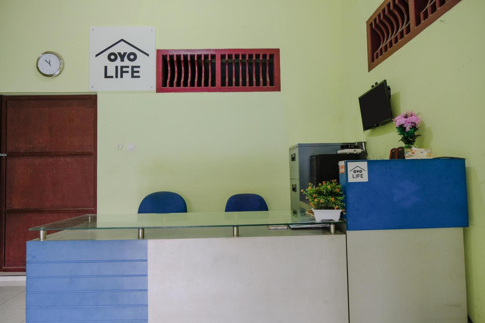 Oyo Life 2508 Alba Syariah